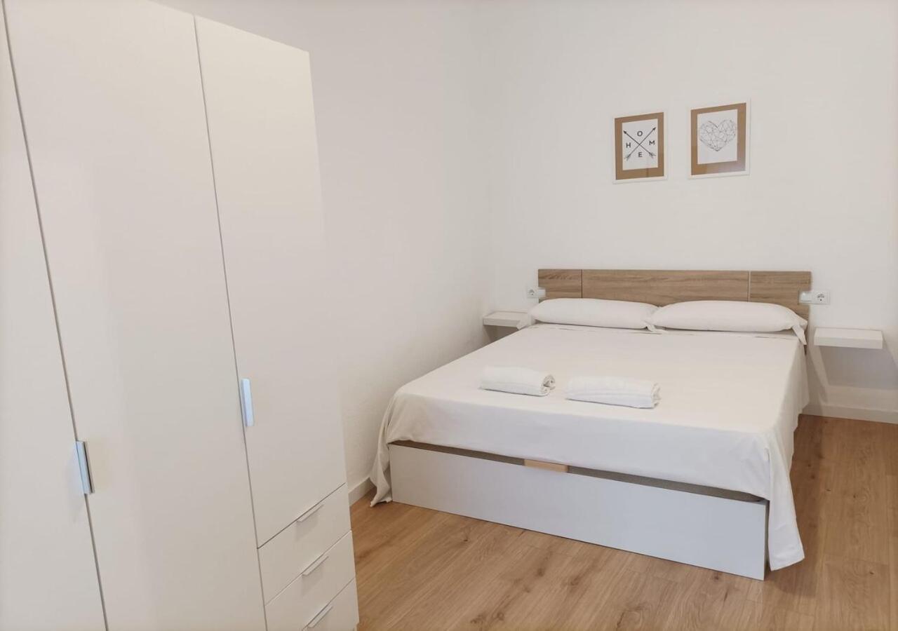 Nuevo Apartamento Centro Lleida Esterno foto